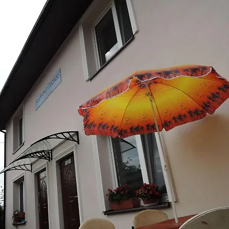 House Near Emerald Wapnica