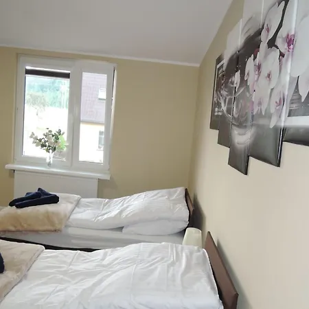 Holiday home Emerald, House In Wapnica *